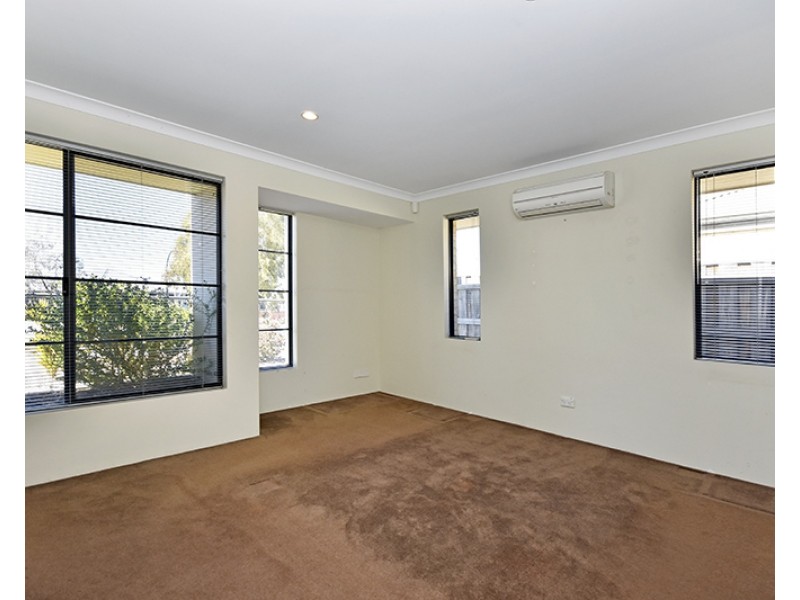 61 Elmridge Parkway, Ellenbrook WA 6069