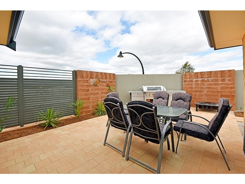 49 Tully Parade, Ellenbrook WA 6069