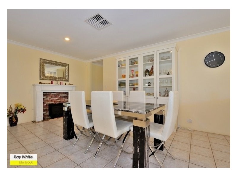 74 Star Bush Crescent, Ellenbrook WA 6069