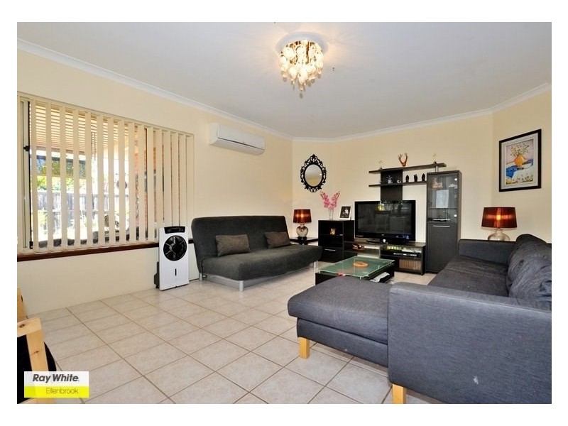 74 Star Bush Crescent, Ellenbrook WA 6069