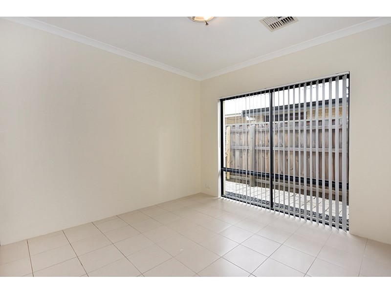 5 Sudley Lane, Ellenbrook WA 6069