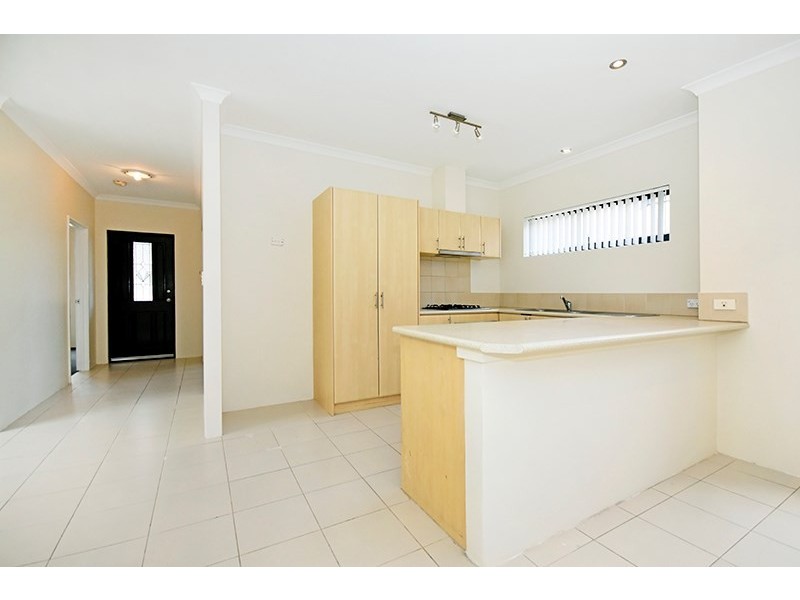 5 Sudley Lane, Ellenbrook WA 6069