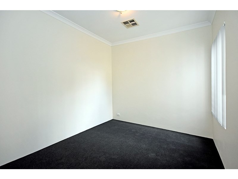 5 Sudley Lane, Ellenbrook WA 6069