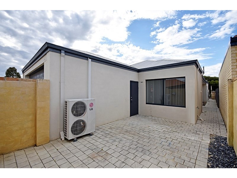 5 Sudley Lane, Ellenbrook WA 6069