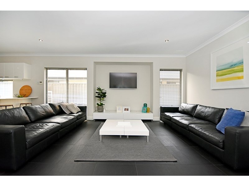 23 Bradburn Street, Aveley WA 6069