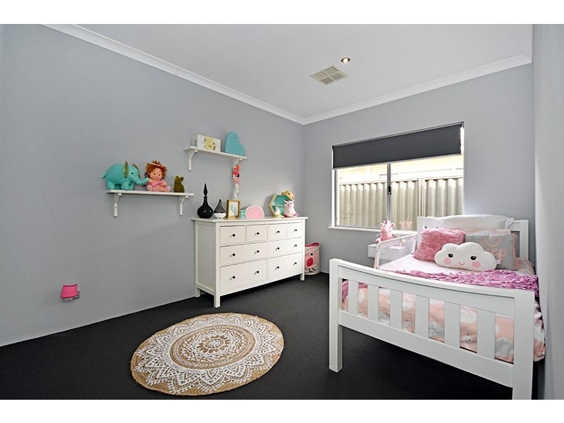 23 Bradburn Street, Aveley WA 6069