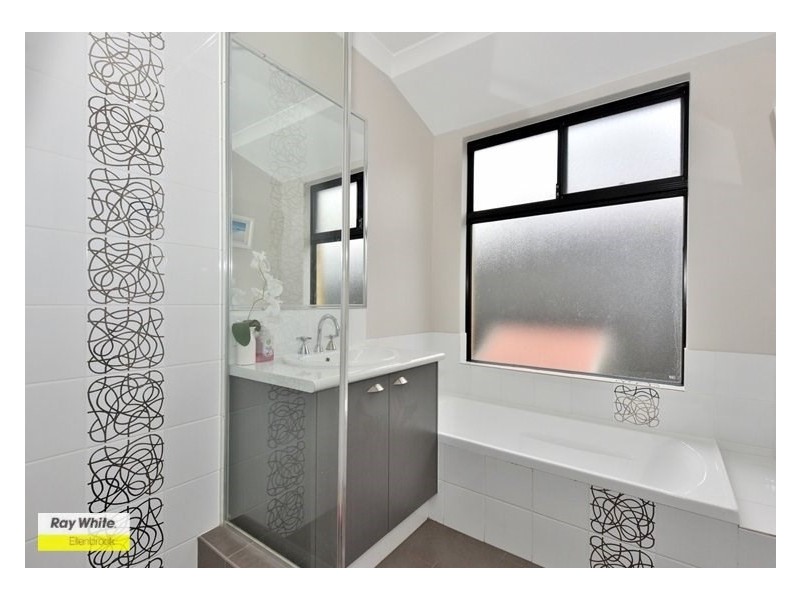 37 Duvall Parkway, Aveley WA 6069