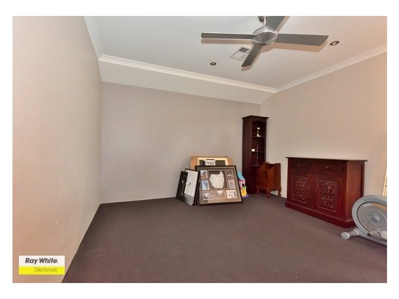 37 Duvall Parkway, Aveley WA 6069