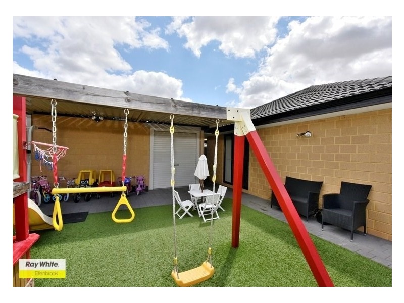 37 Duvall Parkway, Aveley WA 6069