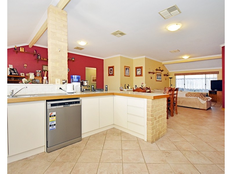 30 Snow Wood Avenue, Ellenbrook WA 6069