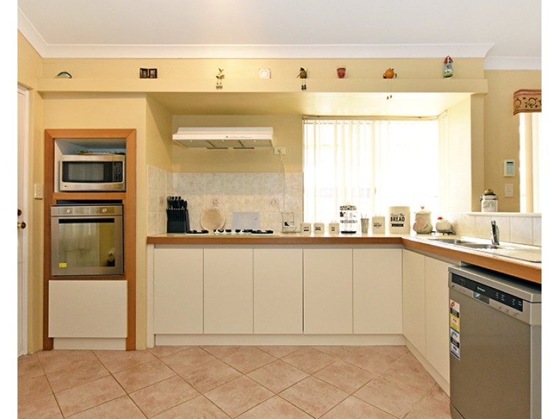 30 Snow Wood Avenue, Ellenbrook WA 6069