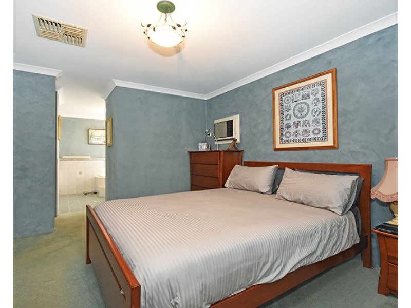 30 Snow Wood Avenue, Ellenbrook WA 6069