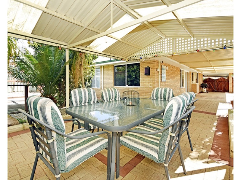 30 Snow Wood Avenue, Ellenbrook WA 6069