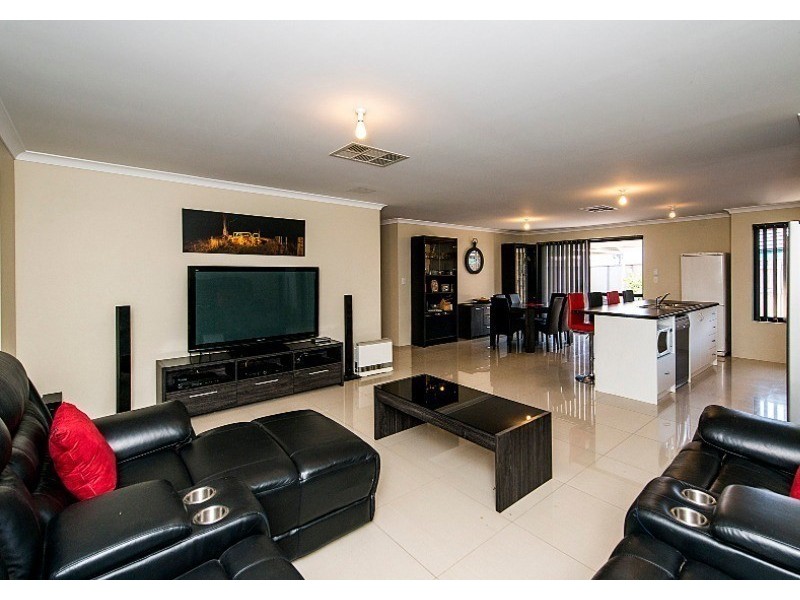 48 Coree Lane, Ellenbrook WA 6069