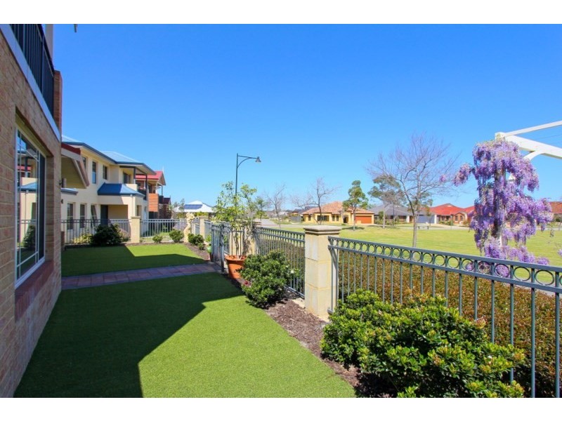 11 Anfield Crescent, Aveley WA 6069