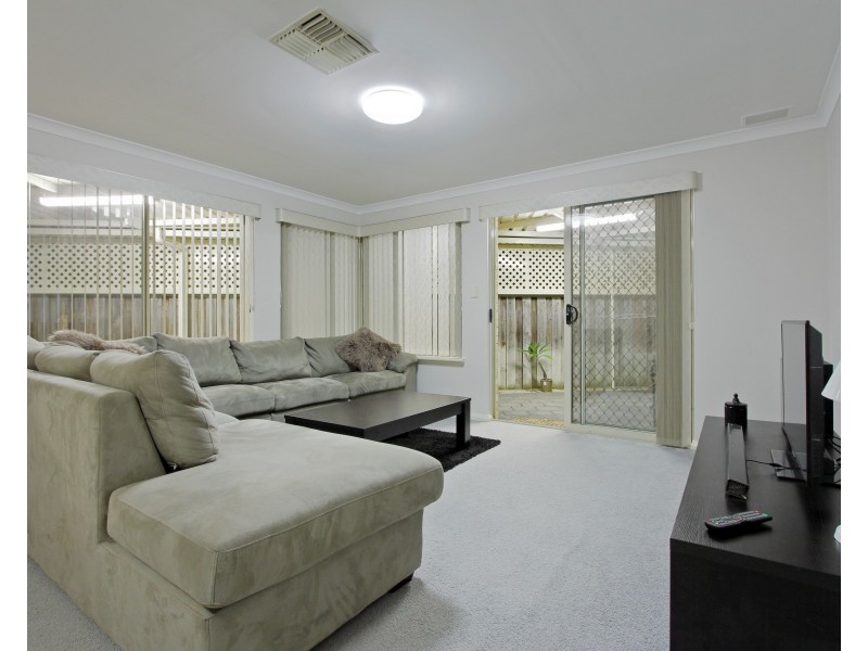15 Watervista Close, The Vines WA 6069