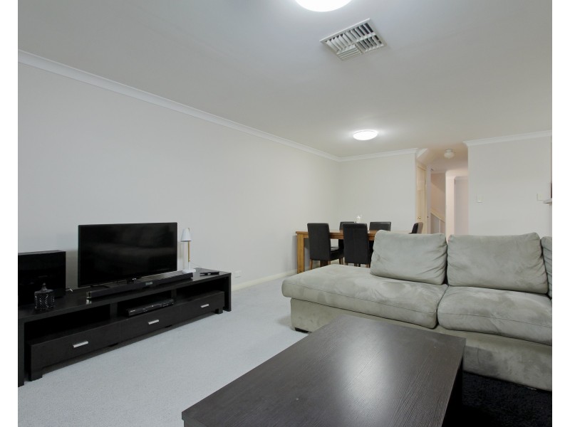 15 Watervista Close, The Vines WA 6069