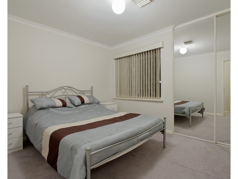 15 Watervista Close, The Vines WA 6069