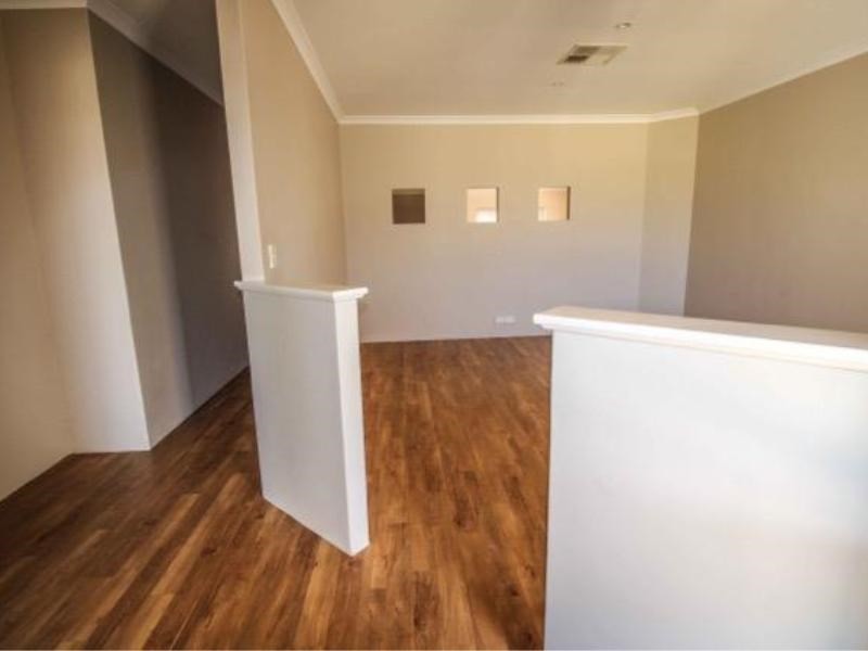 70 Fantail Crescent, Ellenbrook WA 6069