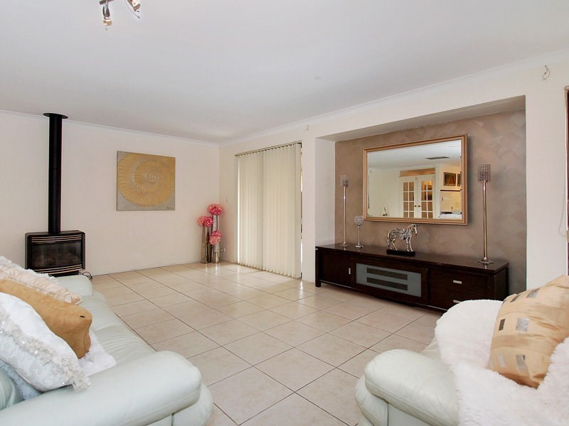 41 Tokara Avenue, Henley Brook WA 6055