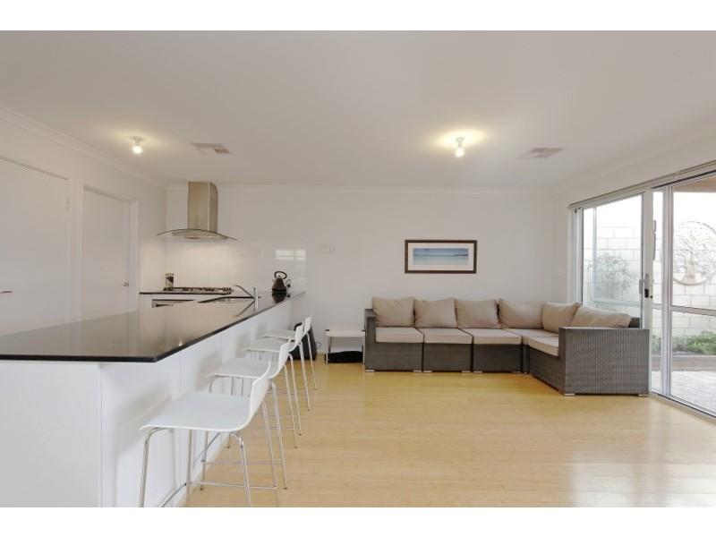 15 Donatti Retreat, Caversham WA 6055