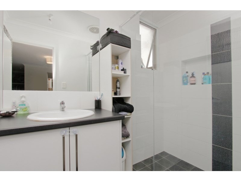 15 Donatti Retreat, Caversham WA 6055