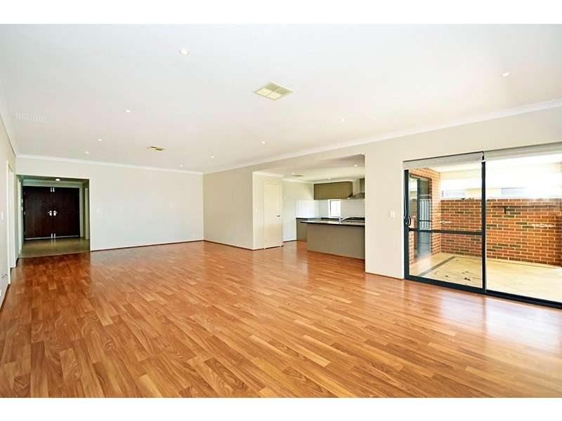 10 Satine Turn, Aveley WA 6069