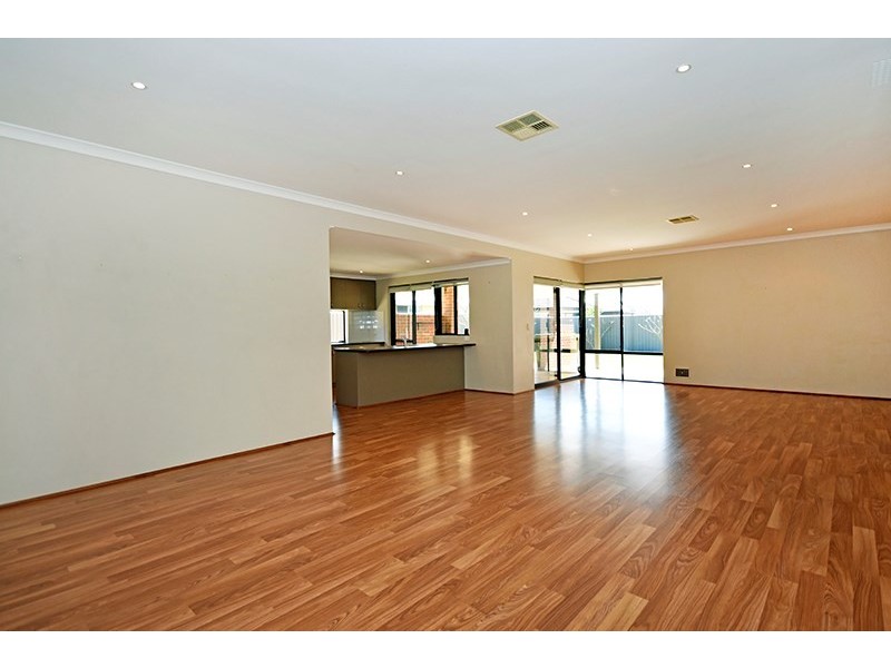 10 Satine Turn, Aveley WA 6069