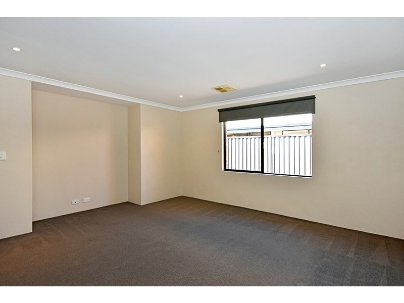10 Satine Turn, Aveley WA 6069