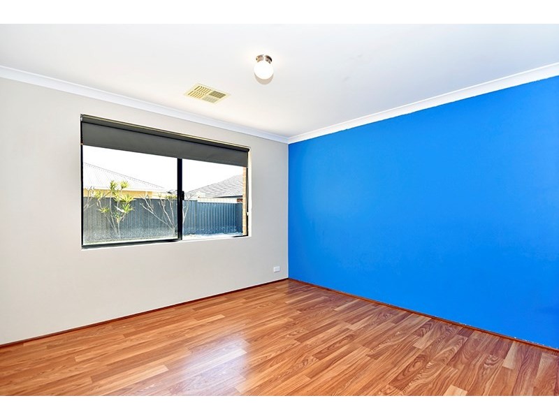 10 Satine Turn, Aveley WA 6069