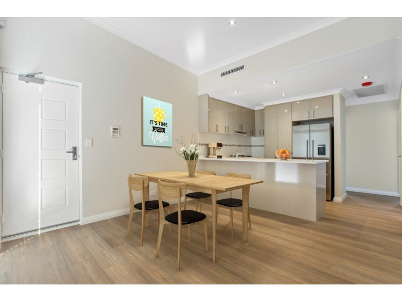 11/2 Maffina Parade, Ellenbrook WA 6069