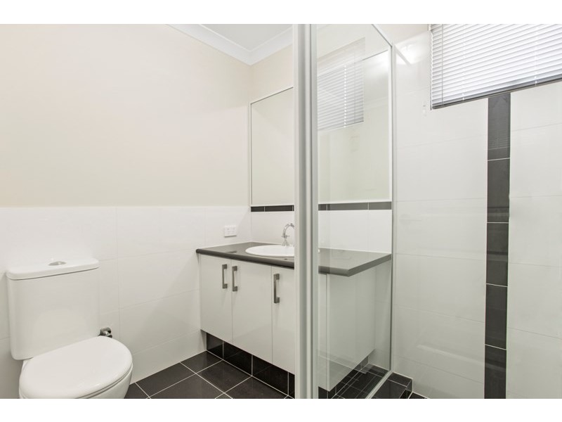 11/2 Maffina Parade, Ellenbrook WA 6069