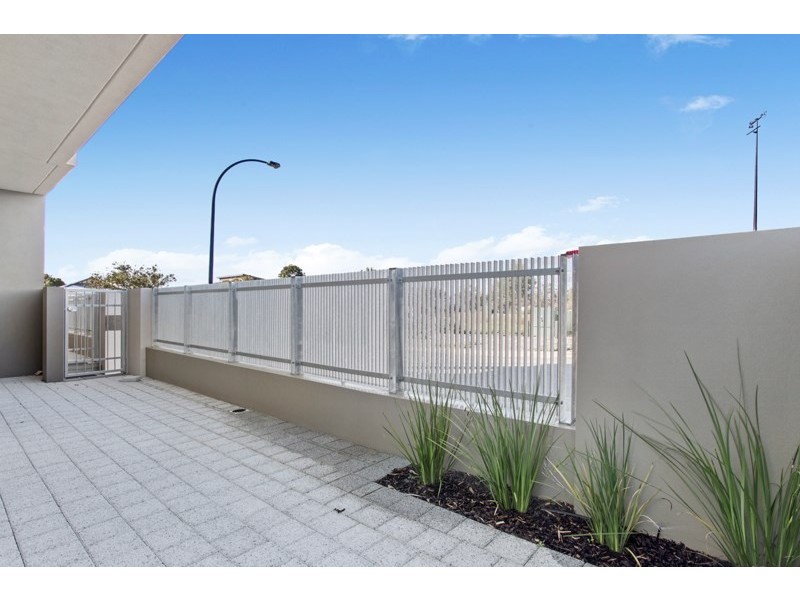 11/2 Maffina Parade, Ellenbrook WA 6069