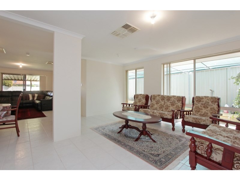 109 The Avenue, Alexander Heights WA 6064