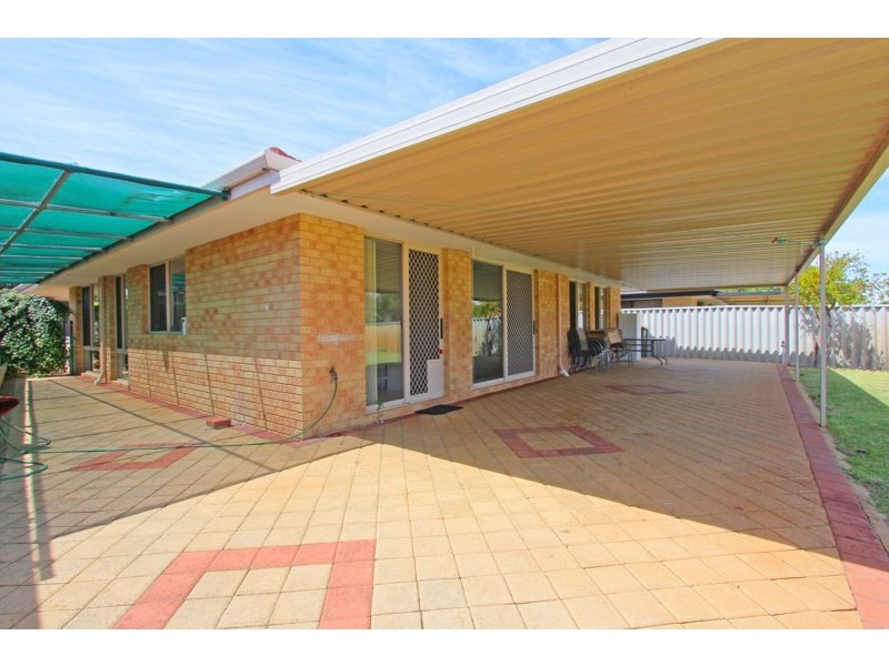 109 The Avenue, Alexander Heights WA 6064