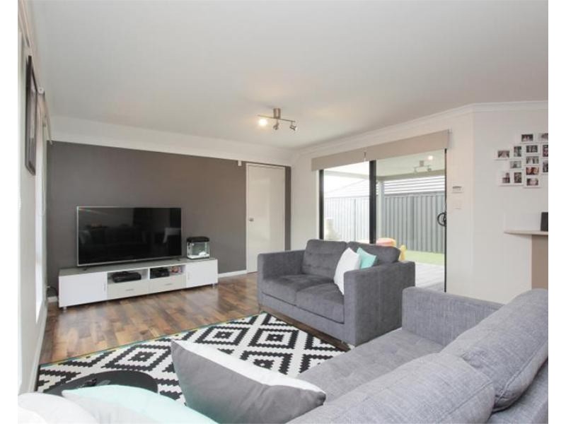 14 MARDEN Grange, Aveley WA 6069