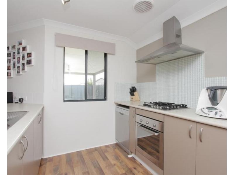 14 MARDEN Grange, Aveley WA 6069