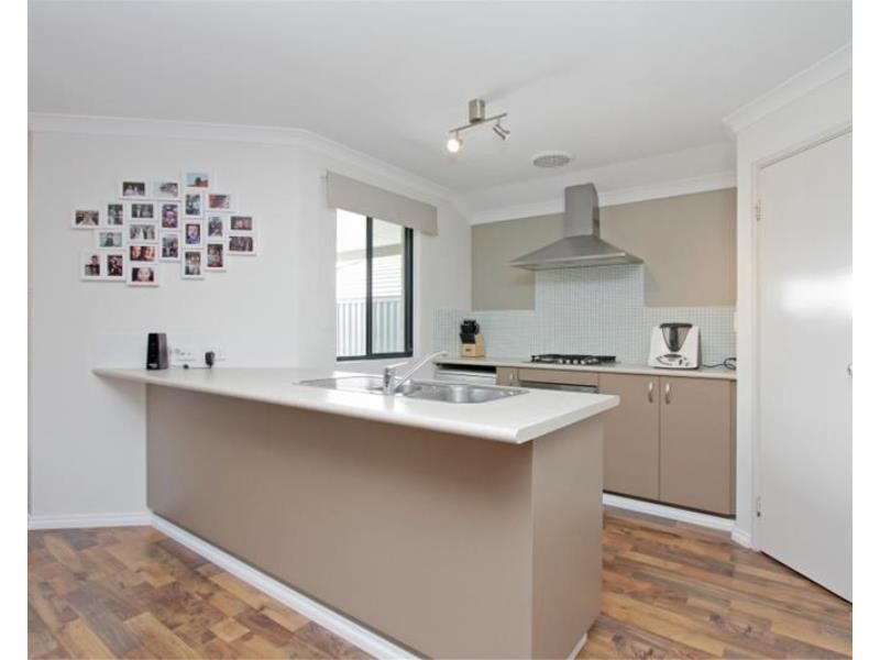 14 MARDEN Grange, Aveley WA 6069