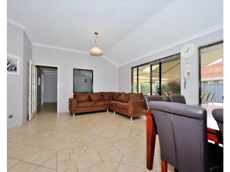 38 Valinco Avenue, Ellenbrook WA 6069