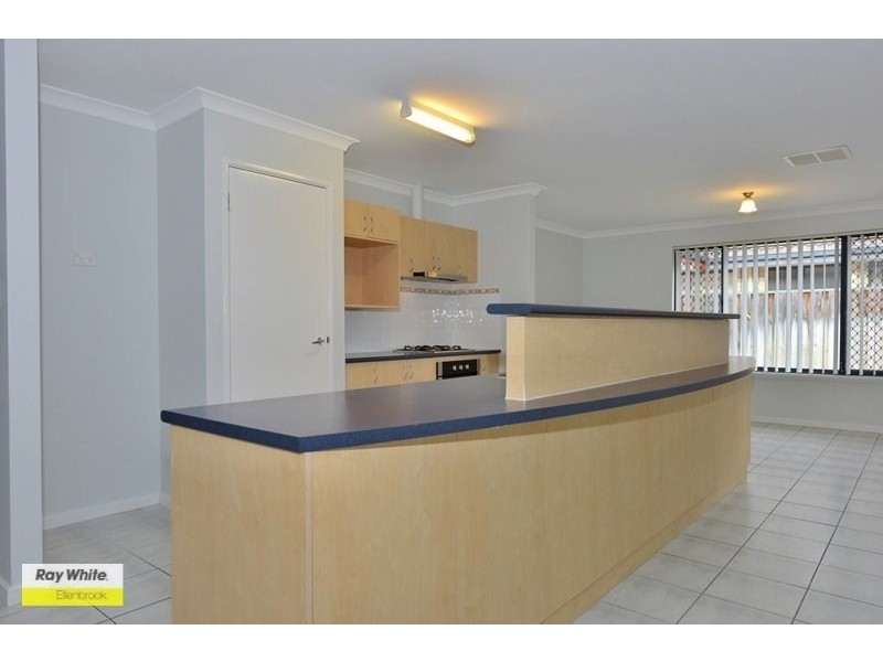 9 Granesse Drive, Ellenbrook WA 6069