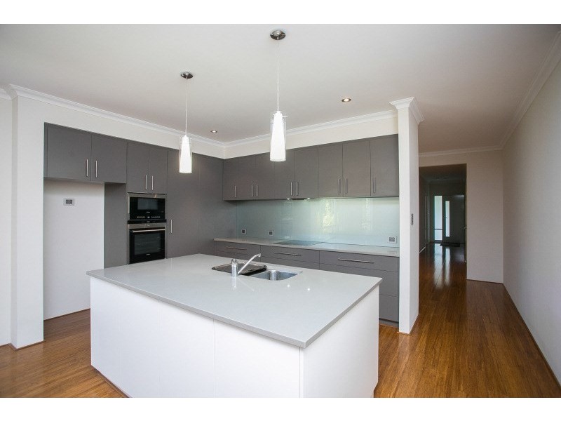 5 Stable Vista, The Vines WA 6069
