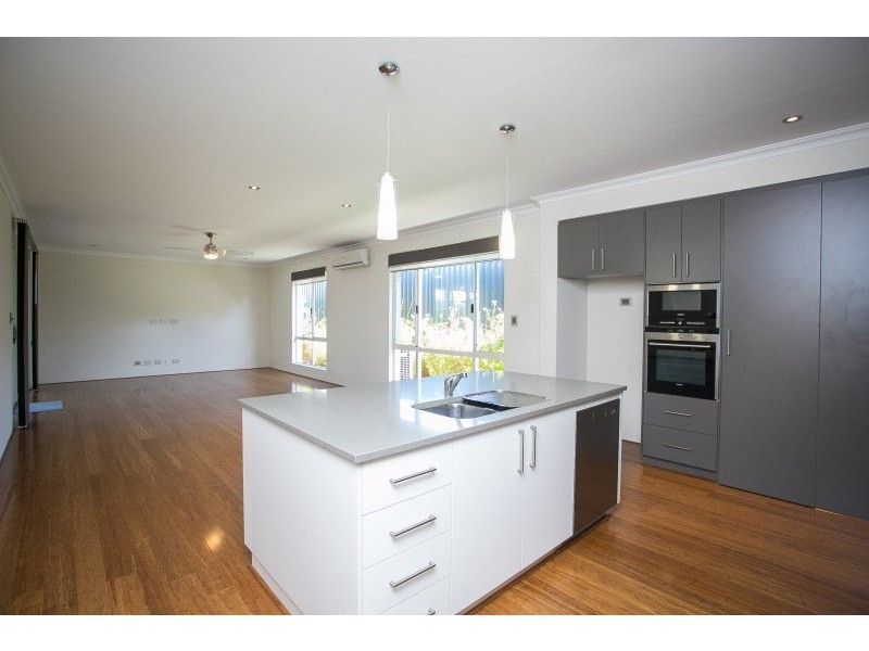 5 Stable Vista, The Vines WA 6069