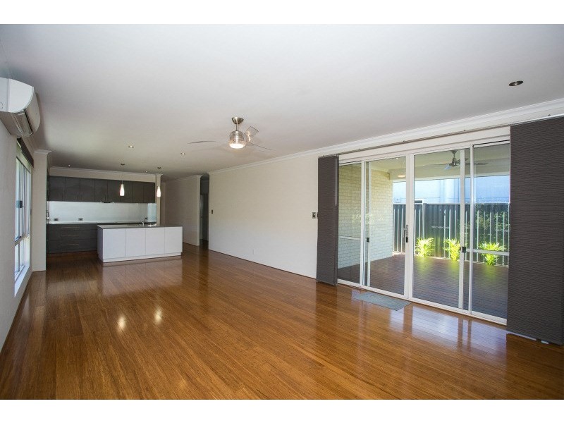 5 Stable Vista, The Vines WA 6069