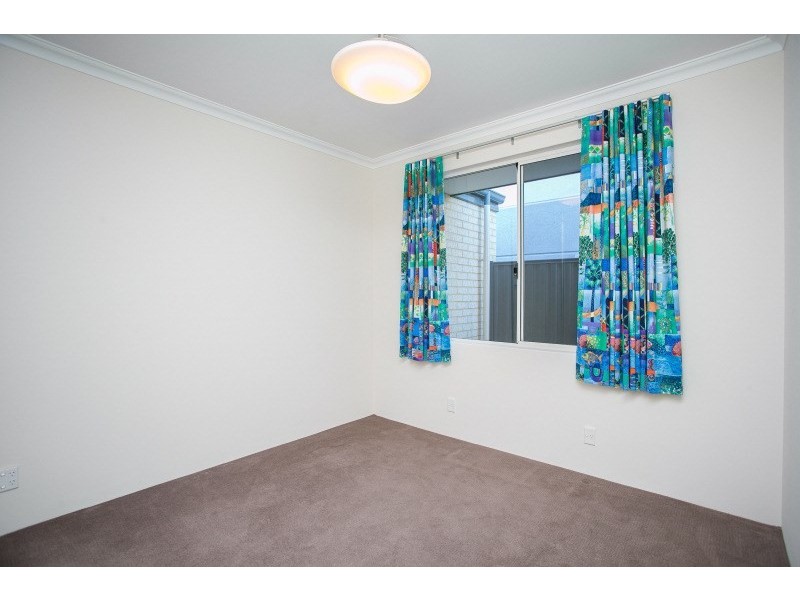 5 Stable Vista, The Vines WA 6069