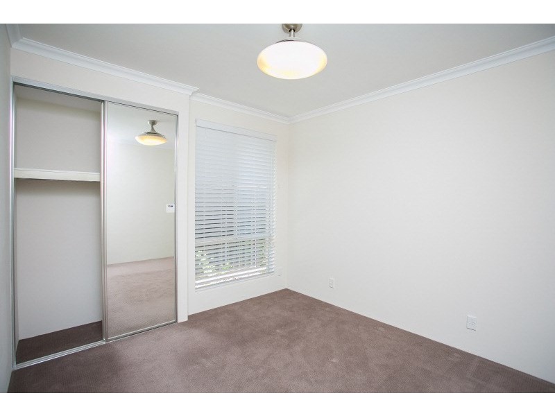 5 Stable Vista, The Vines WA 6069
