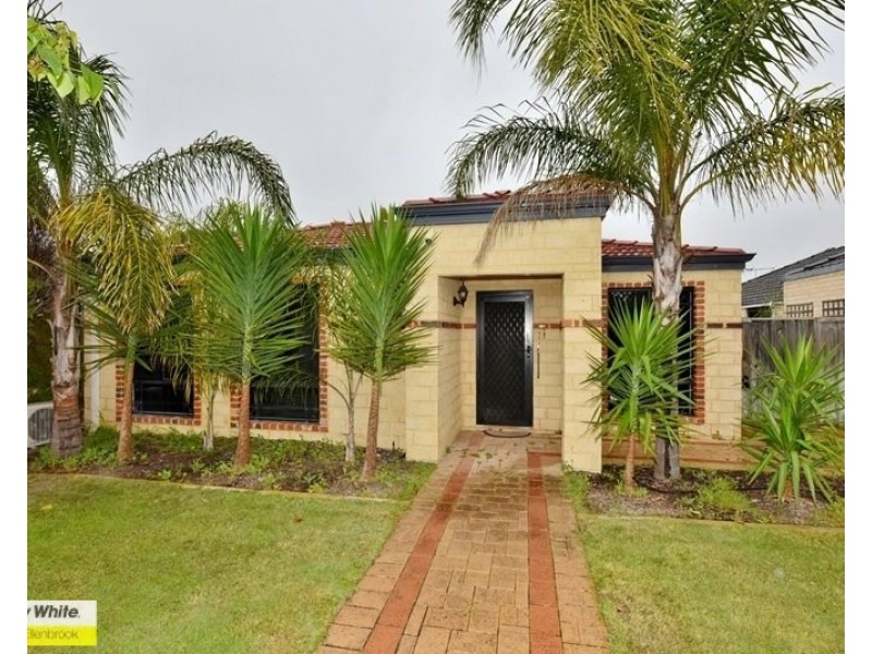 16 Portofino Turn, Ellenbrook WA 6069