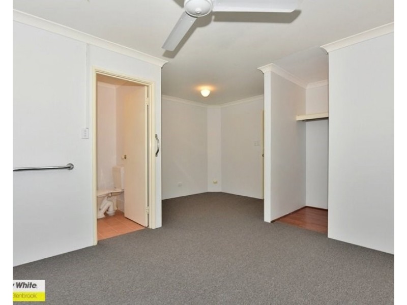 16 Portofino Turn, Ellenbrook WA 6069