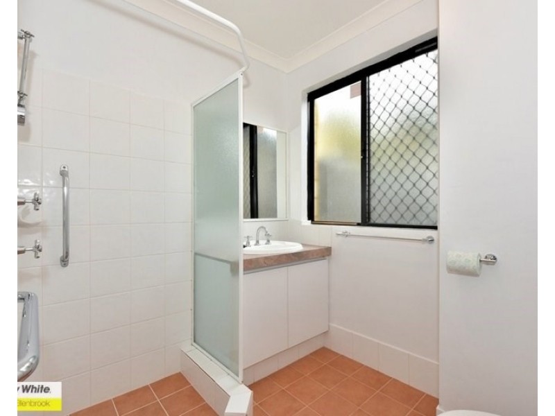 16 Portofino Turn, Ellenbrook WA 6069