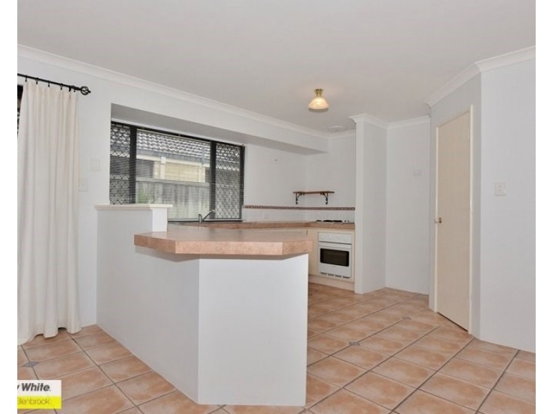 16 Portofino Turn, Ellenbrook WA 6069