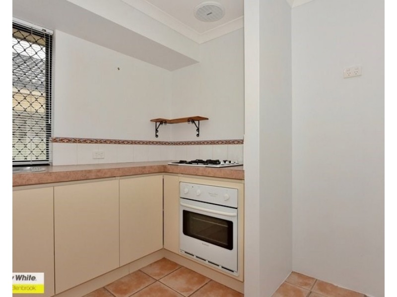 16 Portofino Turn, Ellenbrook WA 6069